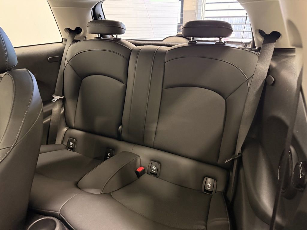 Certified 2024 MINI Cooper SE image 20