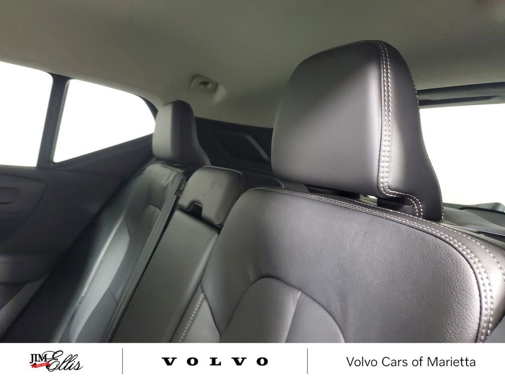 Used 2026 Volvo XC40 B5 Core w/ Climate Package image 14