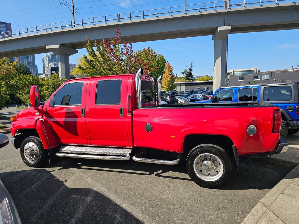 Used 2006 GMC TopKick C4500 2WD Crew Cab image 4