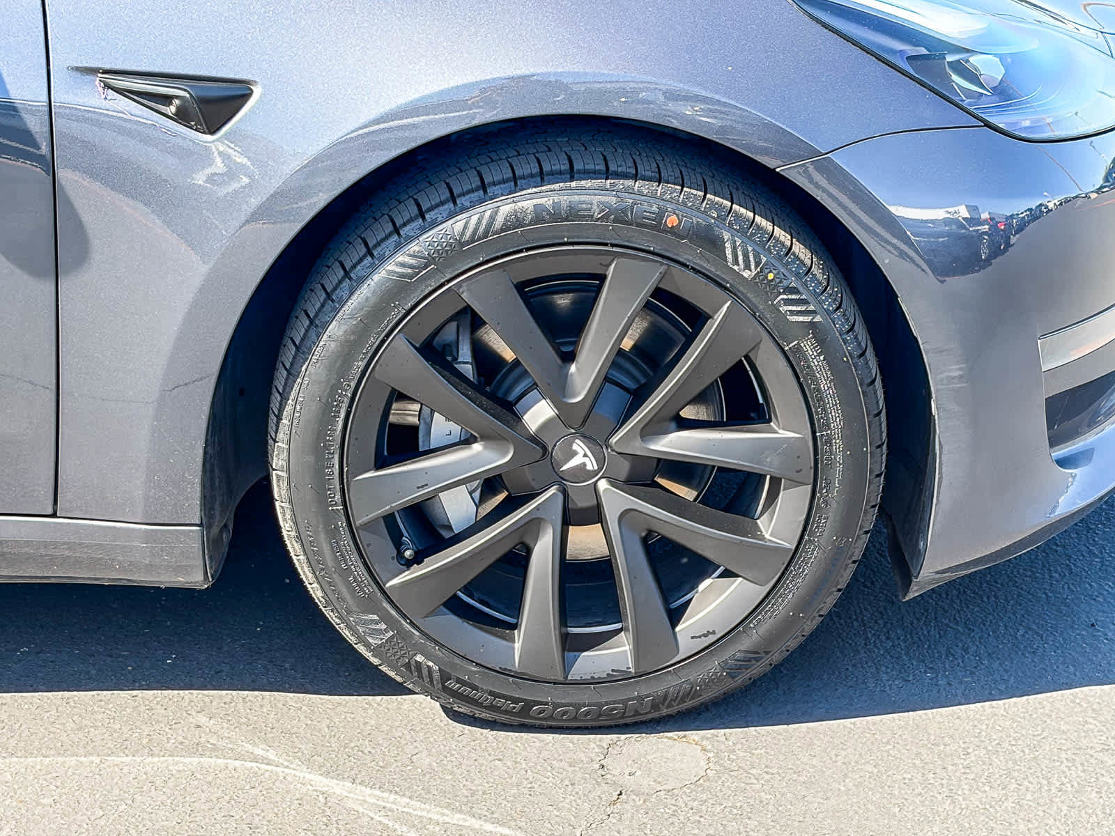 Used 2023 Tesla Model 3 Standard Range RWD image 9