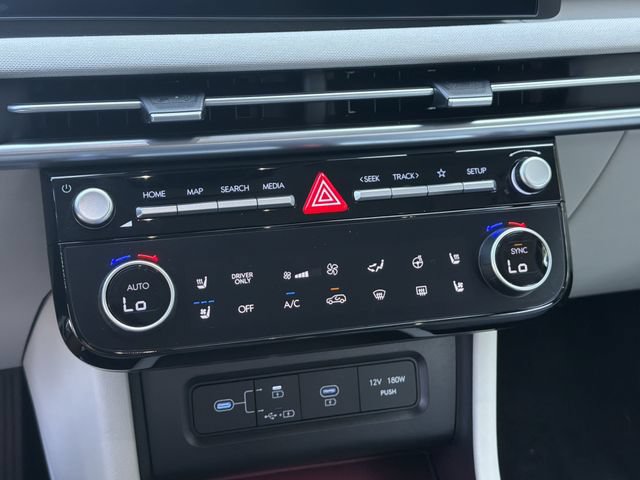 Certified 2025 Hyundai Tucson Limited AWD/4WD image 34
