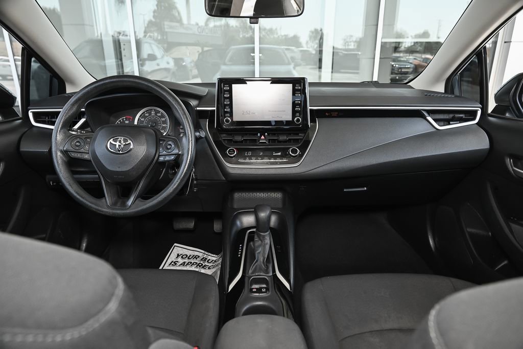 Used 2020 Toyota Corolla LE w/ Carpet Mat Package (TMS) FWD image 21