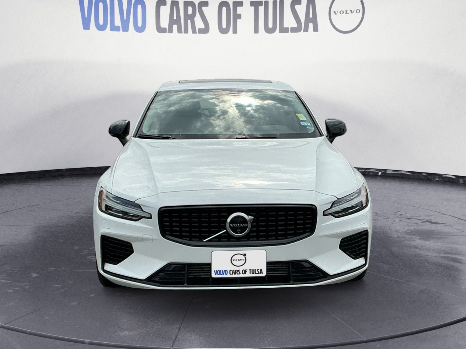 Used 2024 Volvo S60 T8 Plus w/ Climate Package AWD/4WD image 8
