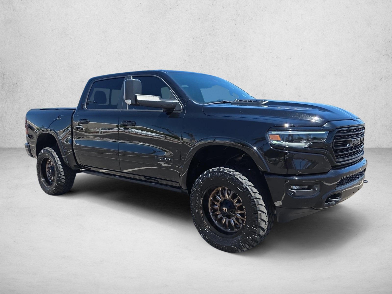 Used 2024 RAM 1500 Limited AWD/4WD video 3