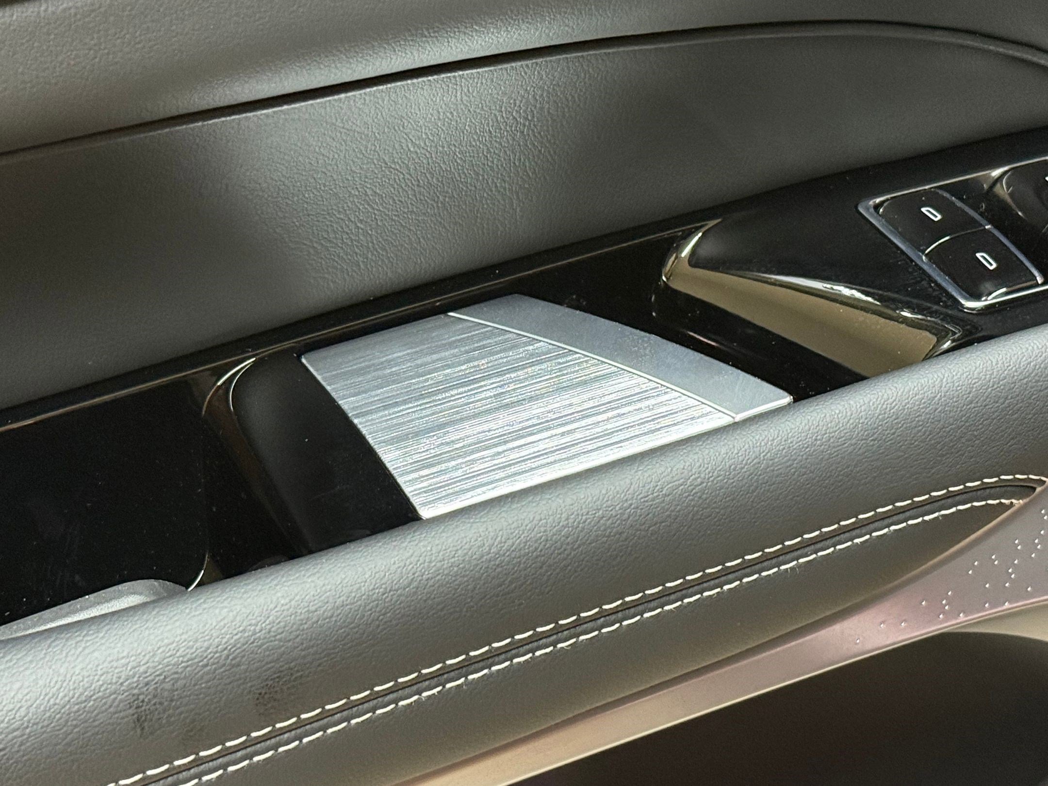 New 2025 Cadillac Lyriq Sport image 24