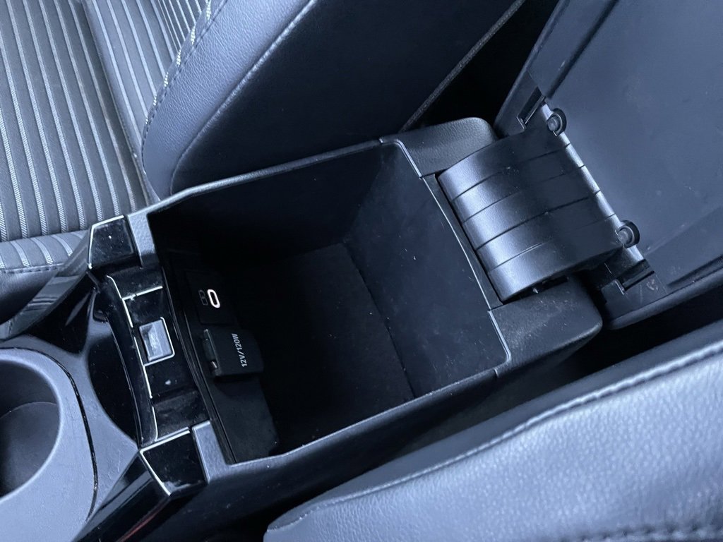 Used 2024 Toyota Corolla XSE image 44