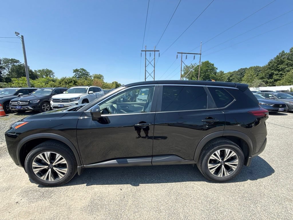 Used 2023 Nissan Rogue SV AWD/4WD image 3