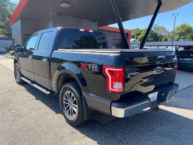 Used 2016 Ford F150 XLT w/ Equipment Group 302A Luxury image 2