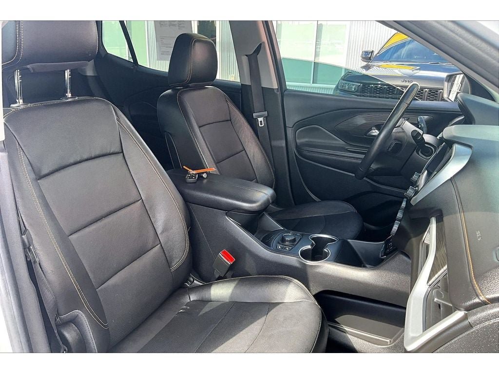 Used 2021 GMC Terrain SLT w/ Elevation Edition AWD/4WD image 8