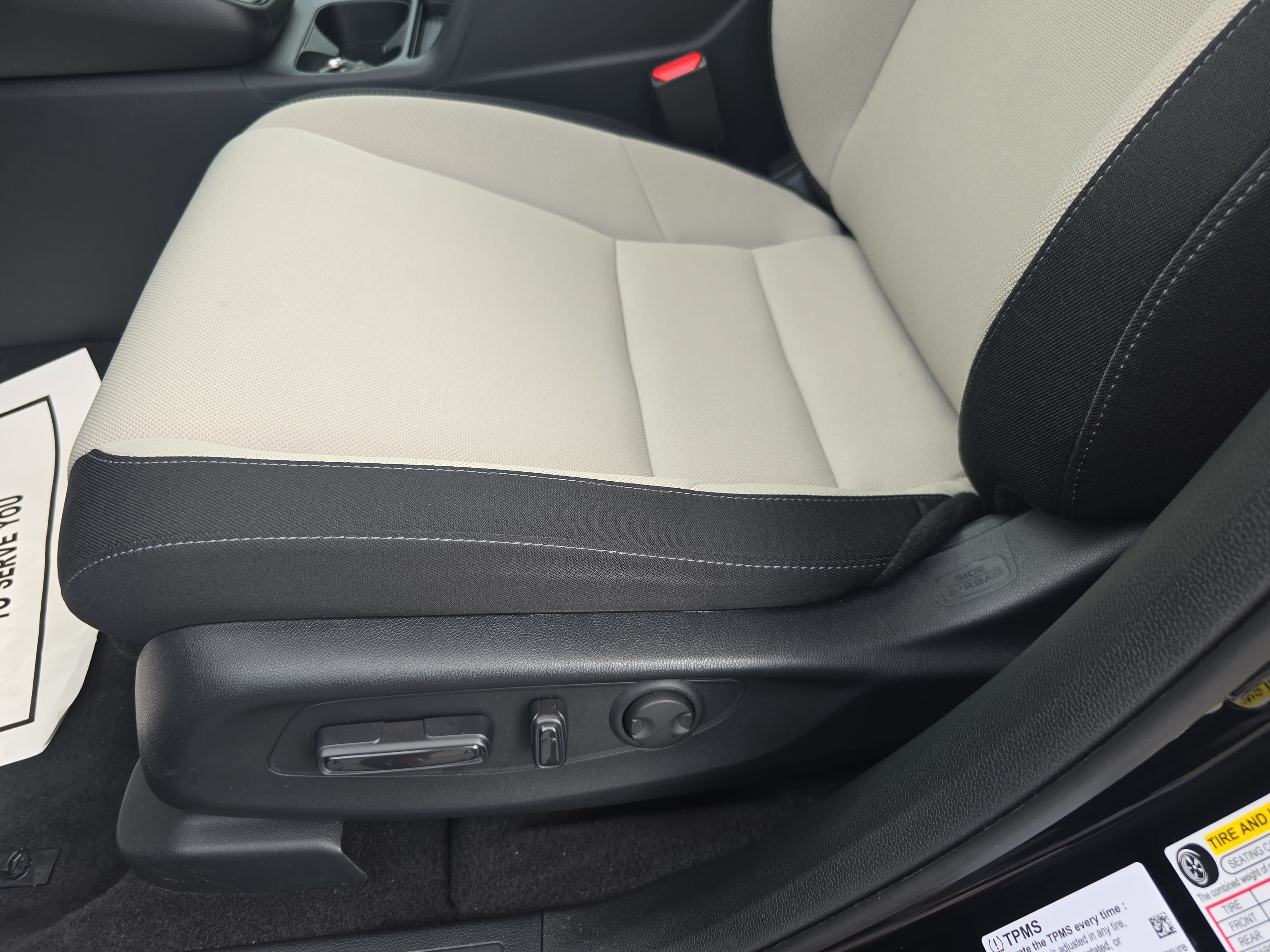 Used 2024 Honda CR-V EX image 27