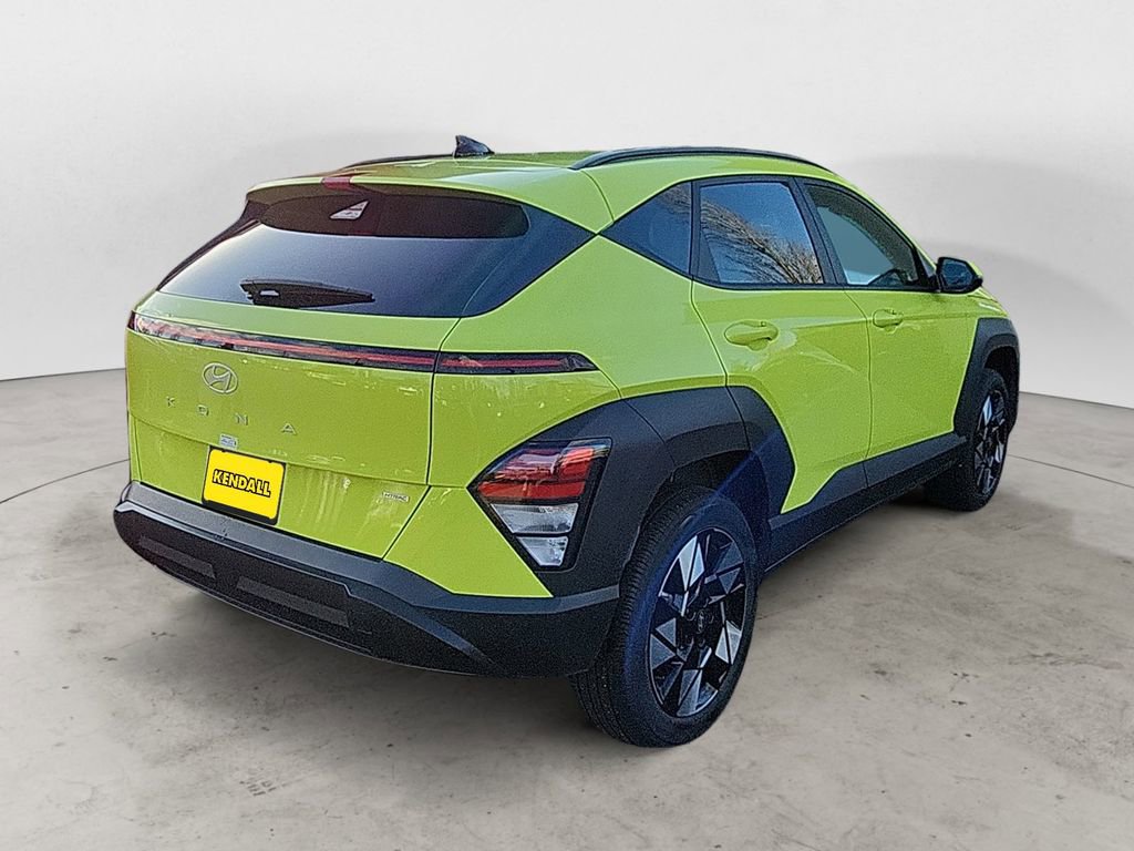 Certified 2025 Hyundai Kona SEL AWD/4WD image 5