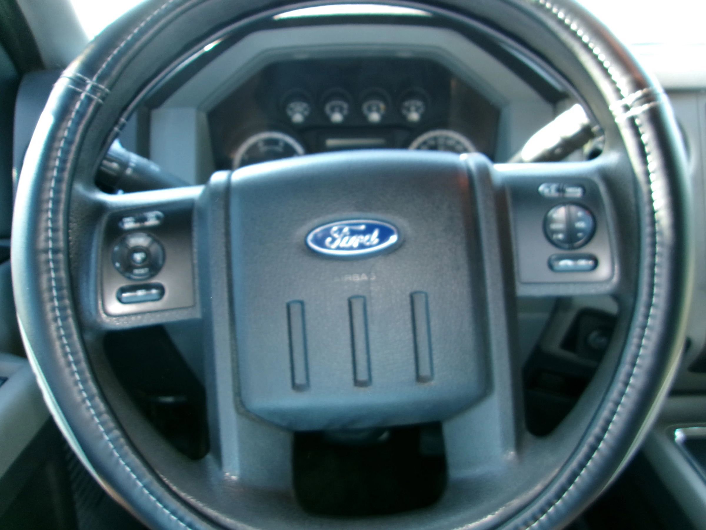 Used 2016 Ford F250 XLT w/ Advanced Security Group image 14