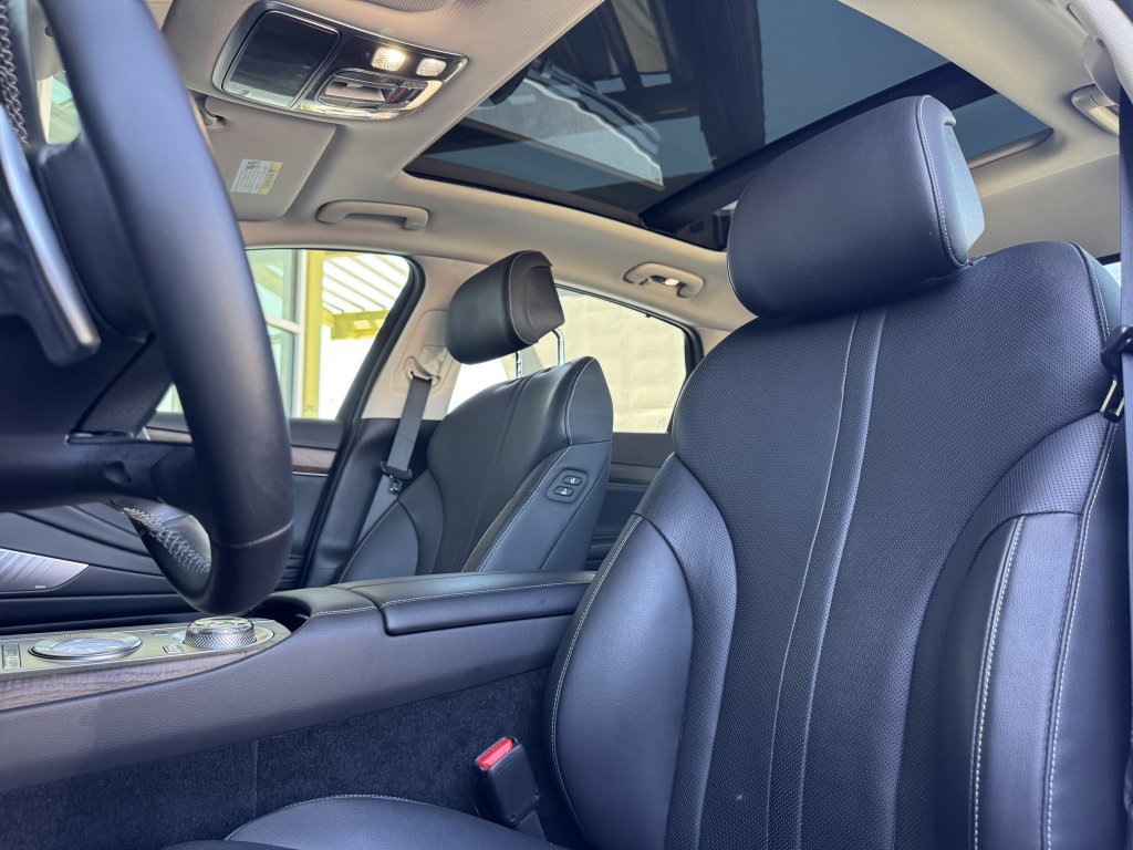 Used 2022 Genesis G80 2.5T w/ Prestige Package image 31