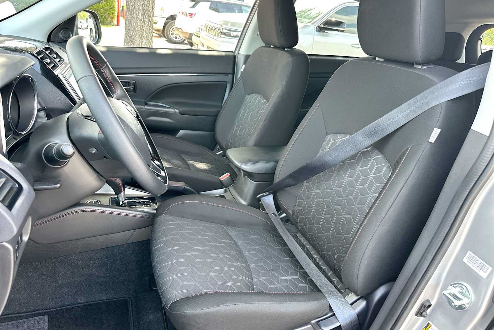 Used 2026 Mitsubishi Outlander Sport ES AWD/4WD image 17