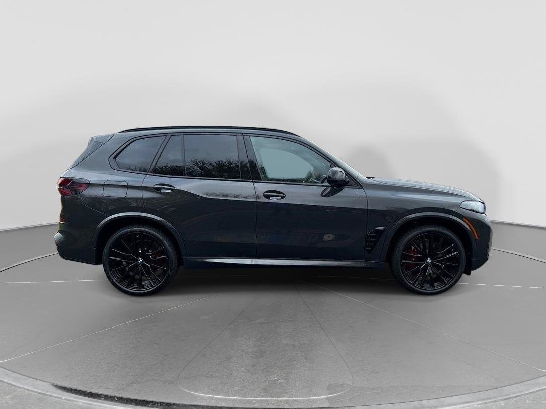 New 2026 BMW X5 M60i AWD/4WD image 4