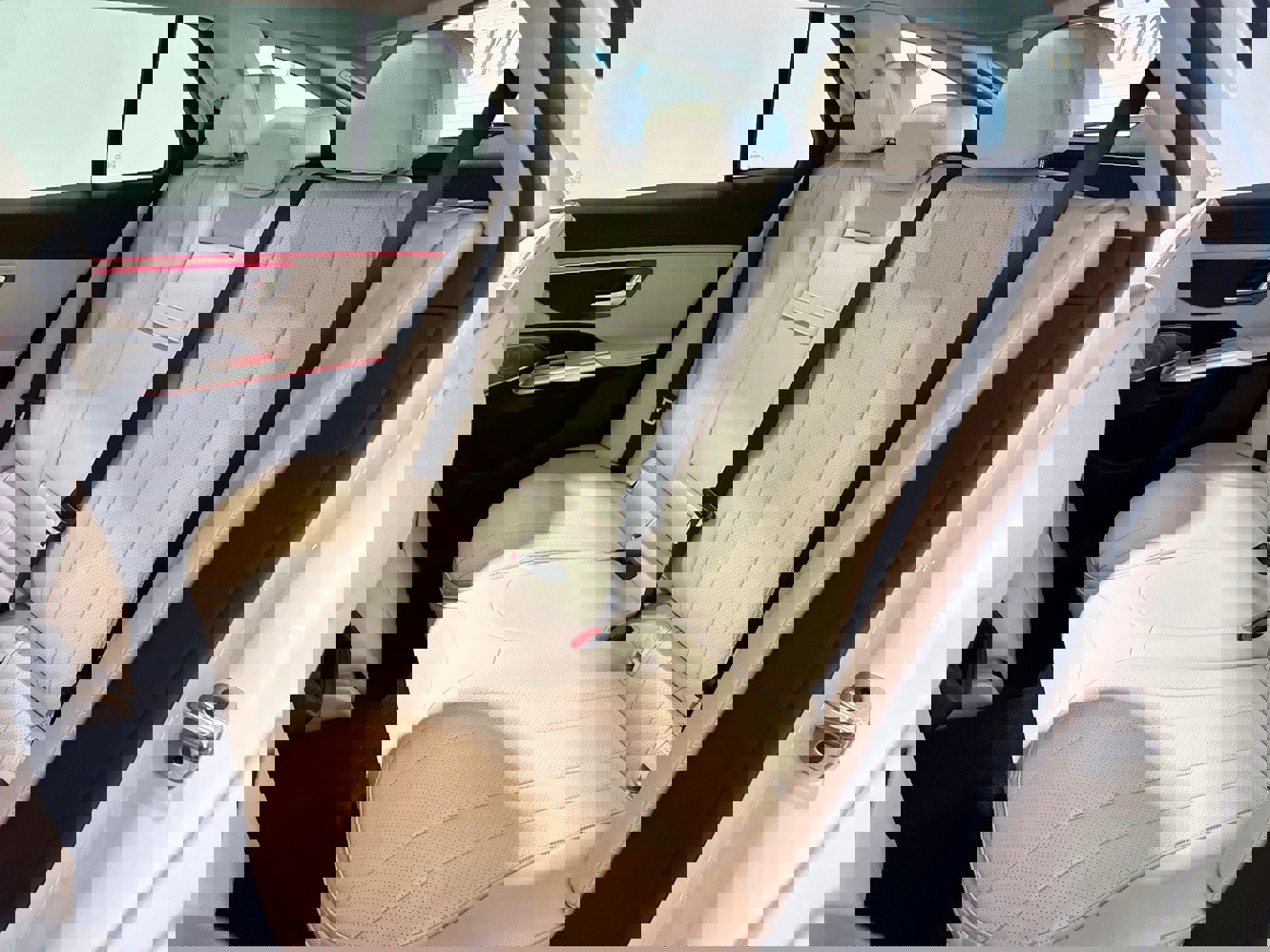 Certified 2025 Mercedes-Benz E 450 4MATIC All-Terrain Wagon image 31