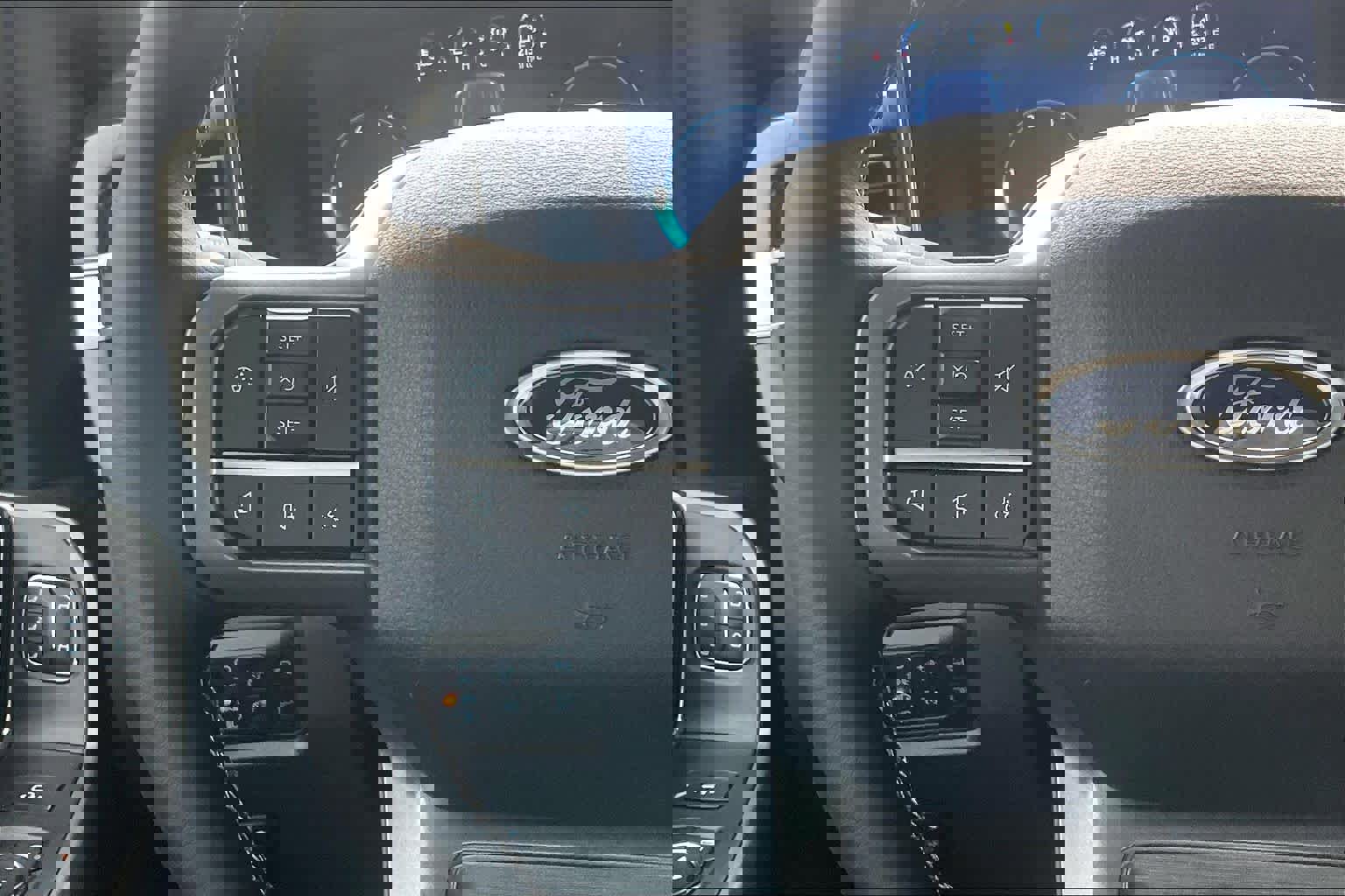 Used 2025 Ford F250 Lariat w/ Chrome Package AWD/4WD image 22