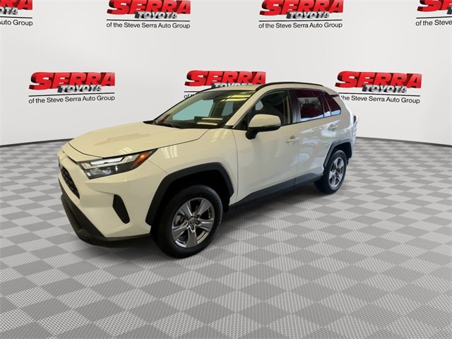 Used 2025 Toyota RAV4 XLE image 5