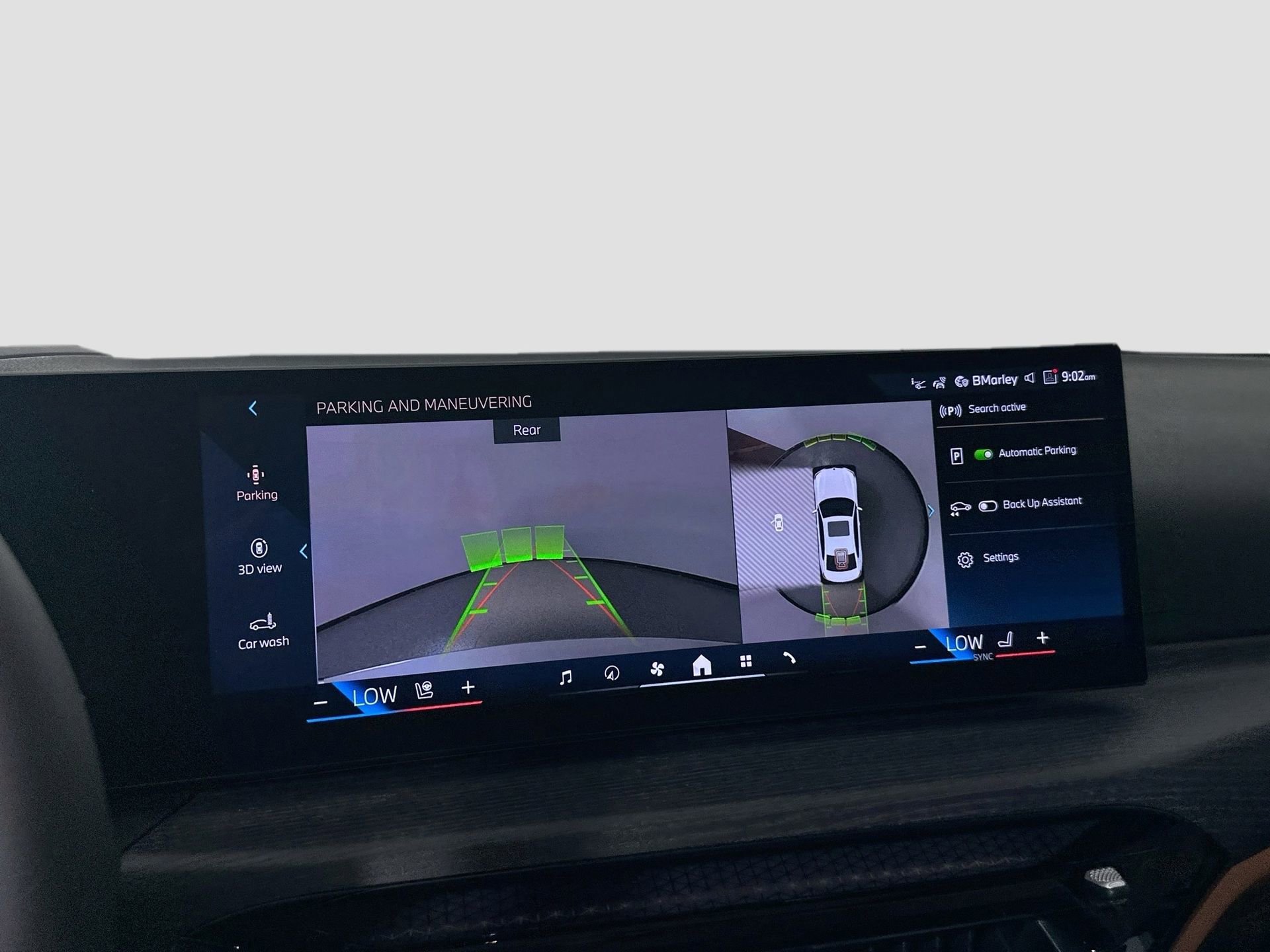 Used 2026 BMW 330i xDrive Sedan w/ Premium Package image 13