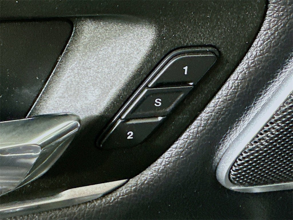 Used 2021 RAM 1500 Laramie image 21