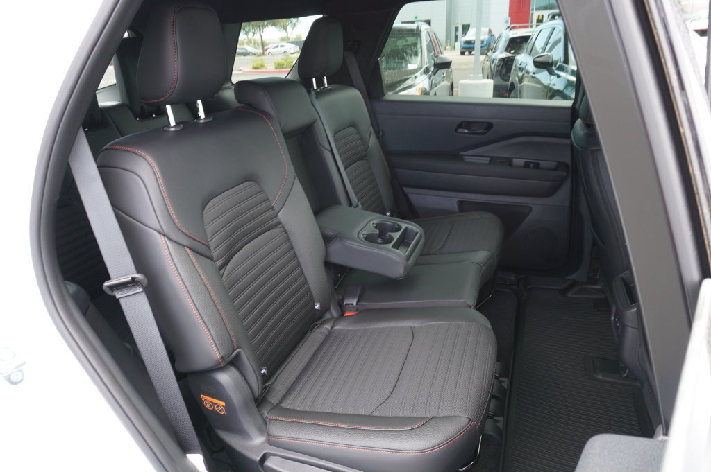 New 2026 Nissan Pathfinder Rock Creek AWD/4WD image 9