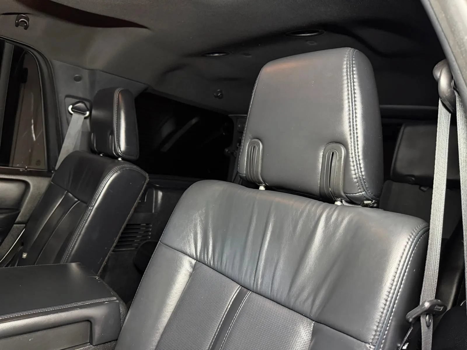 Used 2015 Lincoln Navigator 4WD image 22
