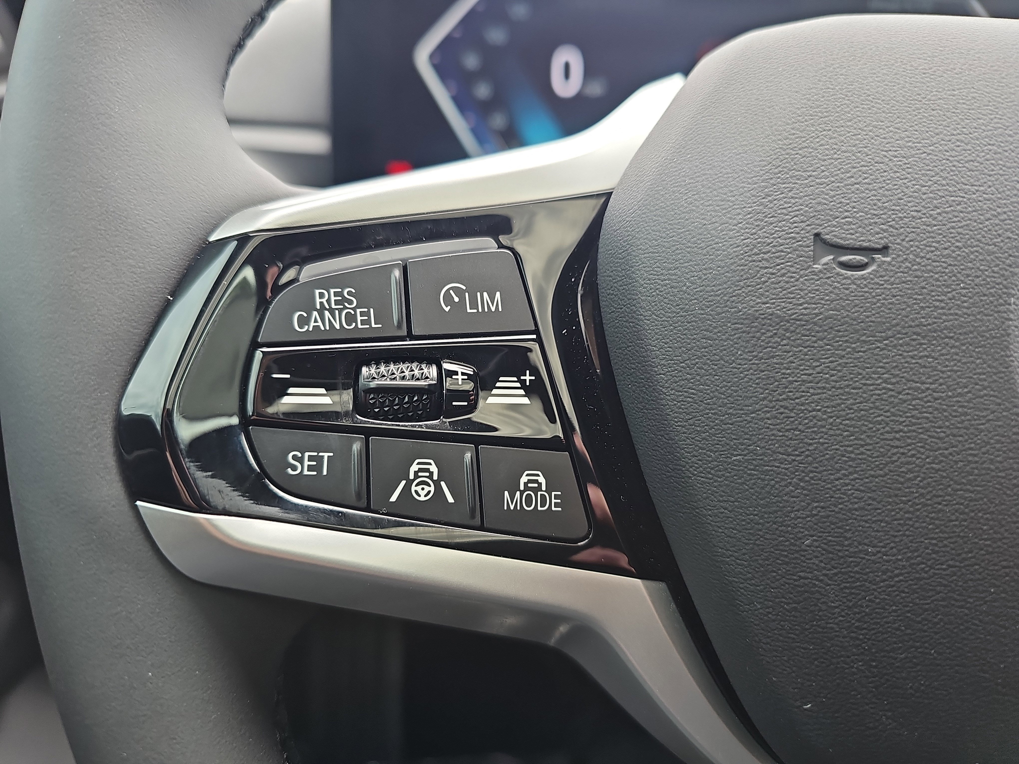 Certified 2025 BMW i4 eDrive40 w/ Premium Package RWD image 19