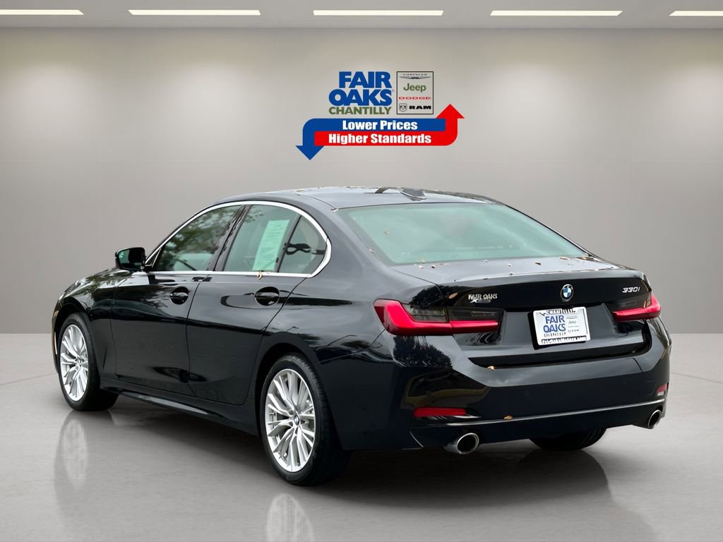 Used 2024 BMW 330i xDrive Sedan w/ Convenience Package image 13