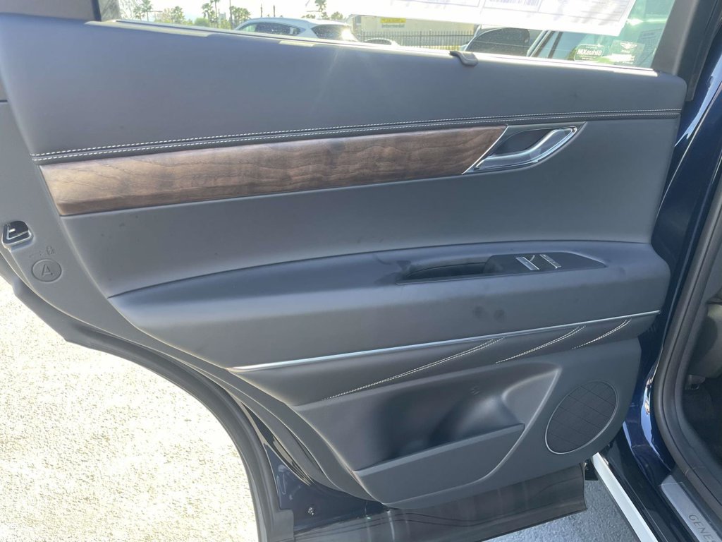 New 2026 Genesis GV80 2.5T Select AWD/4WD image 22
