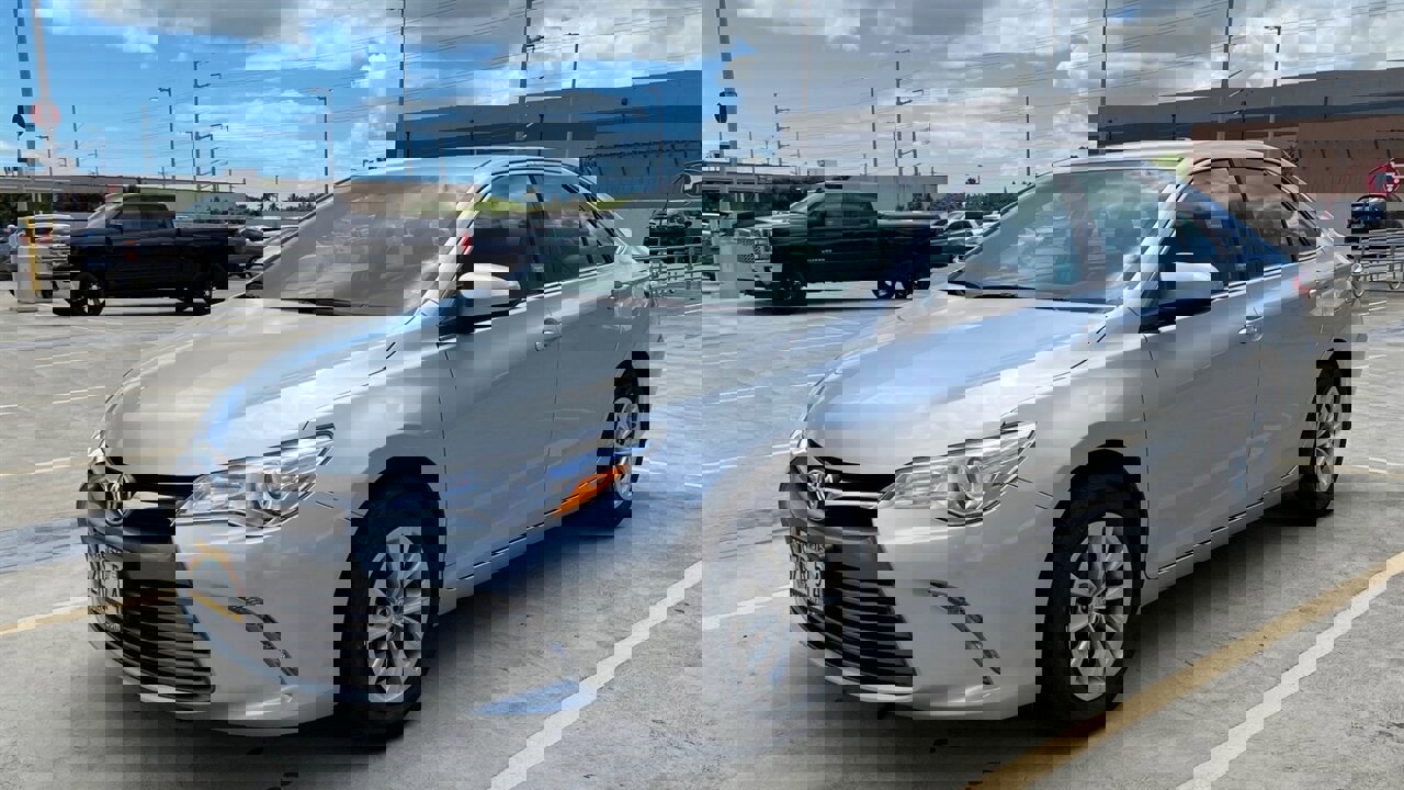 Used 2017 Toyota Camry LE