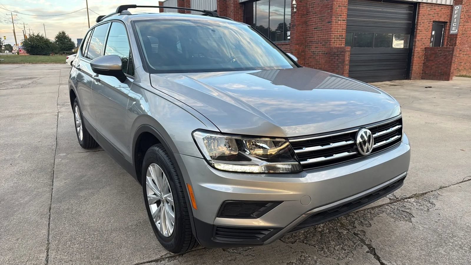 Used 2020 Volkswagen Tiguan S FWD image 7