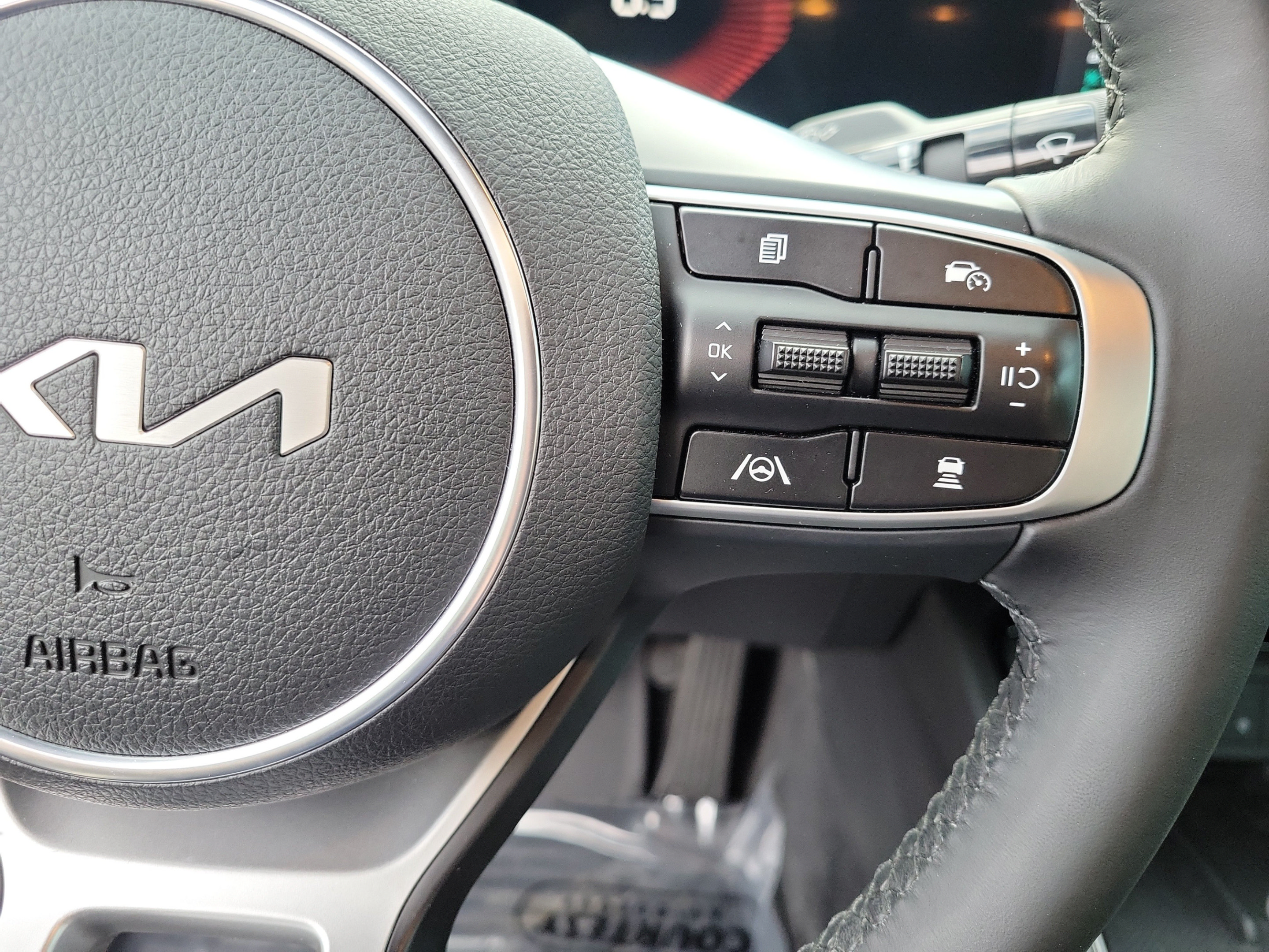 Certified 2025 Kia K5 GT-Line FWD image 33
