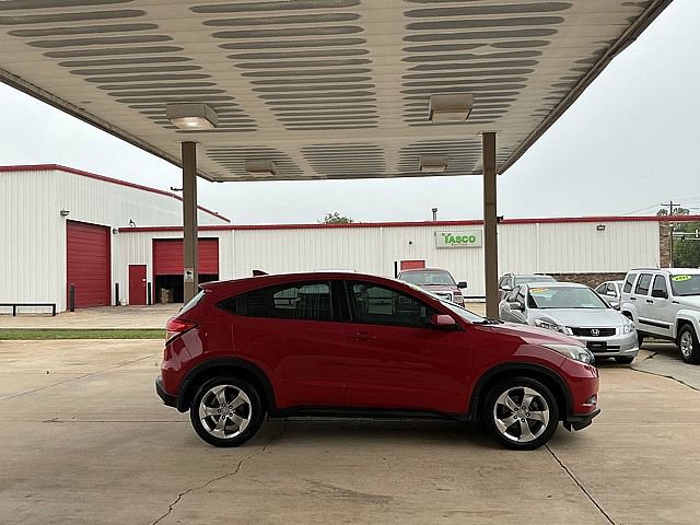 Used 2017 Honda HR-V LX image 4