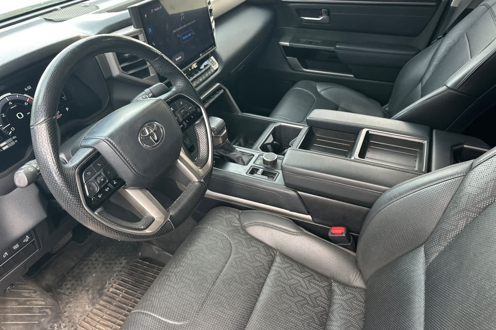 Used 2024 Toyota Tundra Limited AWD/4WD image 13