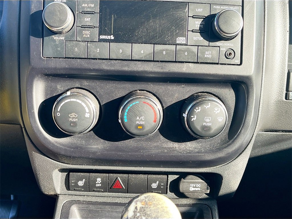 Used 2016 Jeep Patriot Sport image 14