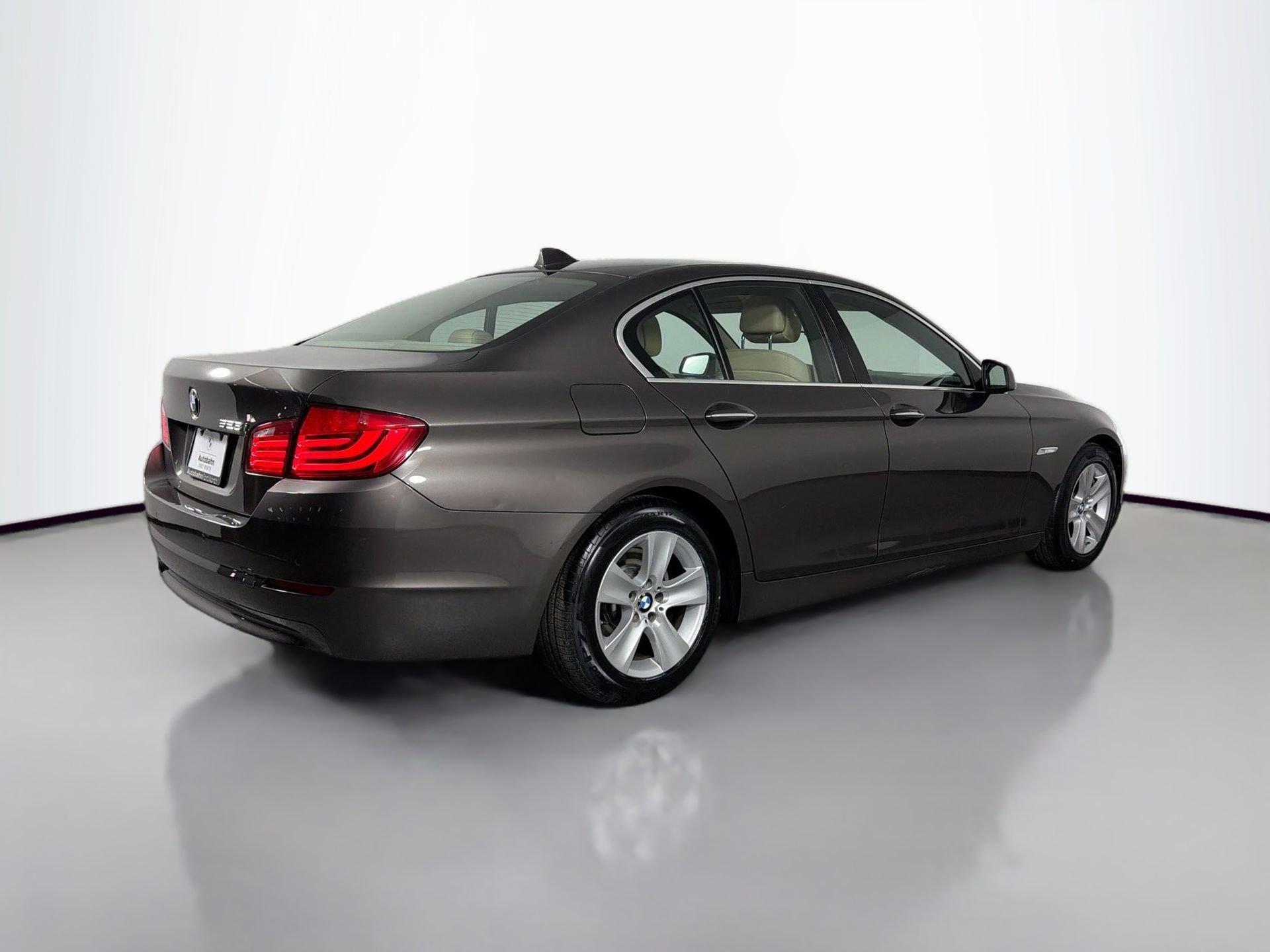 Used 2013 BMW 528i Sedan image 6