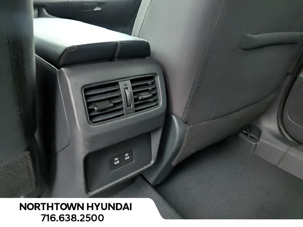 Used 2026 Nissan Rogue SV AWD/4WD image 31