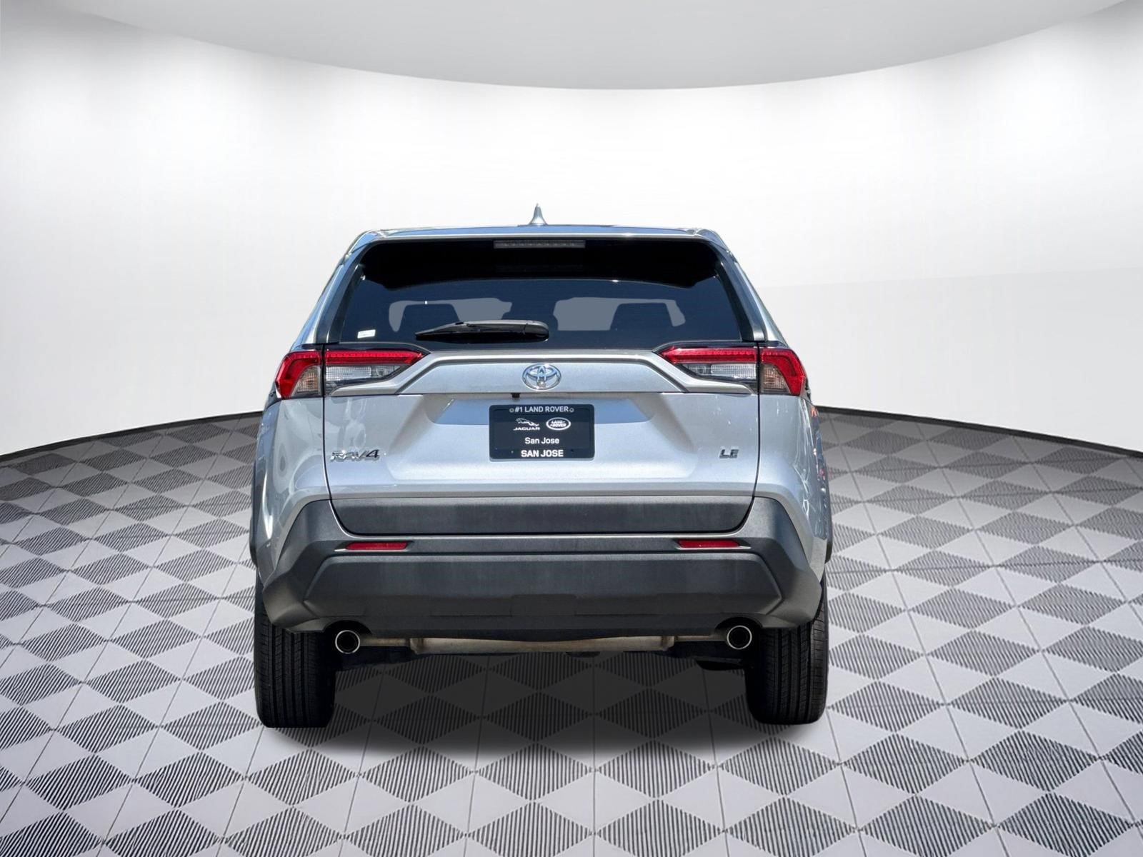 Used 2023 Toyota RAV4 LE FWD image 10