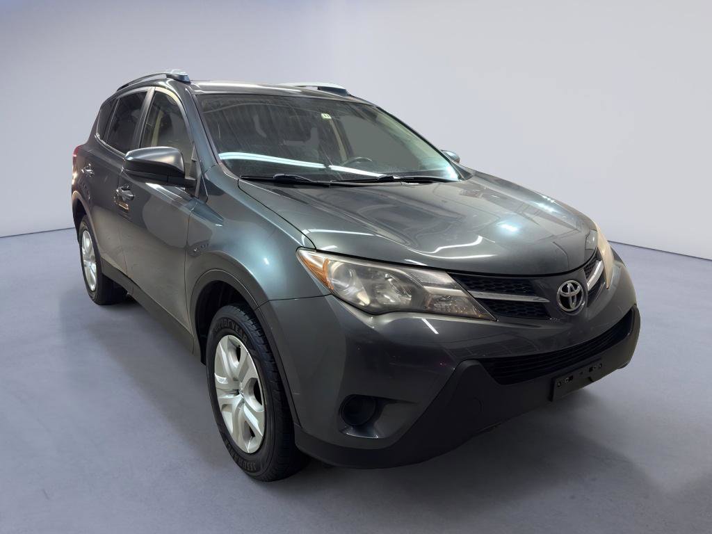 Used 2013 Toyota RAV4 LE image 1