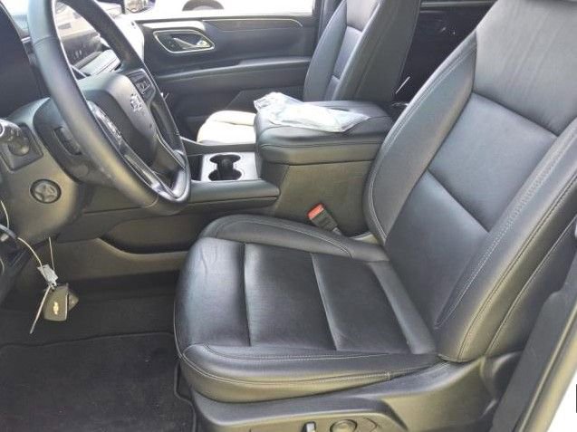 Used 2024 Chevrolet Tahoe Z71 w/ Luxury Package AWD/4WD image 7