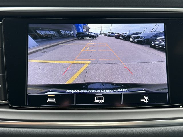 Used 2024 Buick Enclave Essence w/ Experience Buick Package FWD image 9