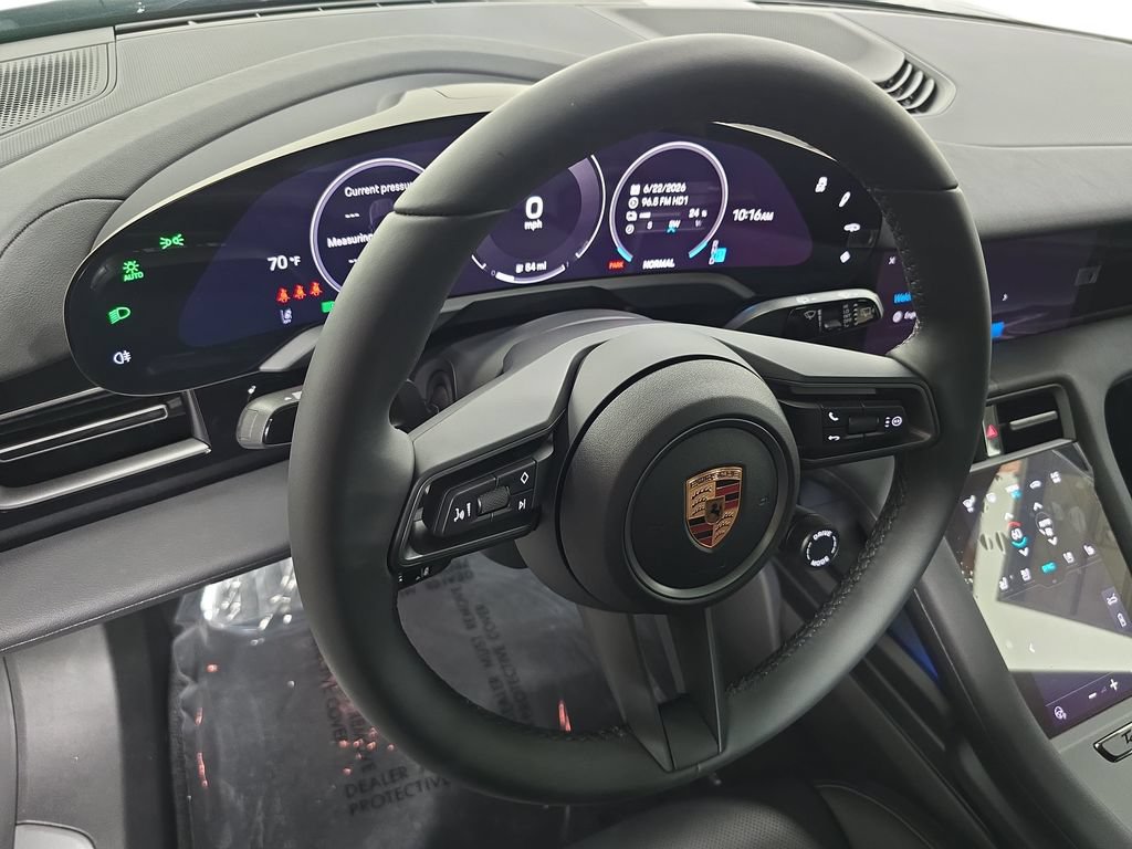 New 2026 Porsche Taycan 4 Cross Turismo AWD/4WD image 4