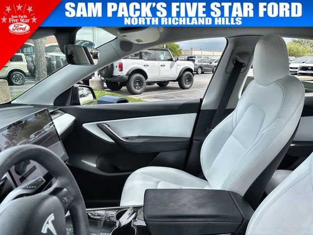 Used 2021 Tesla Model Y Long Range image 13