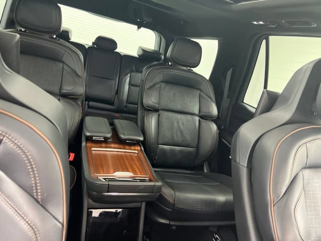 Certified 2025 Lincoln Navigator Black Label AWD/4WD image 34