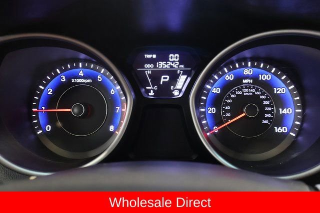 Used 2013 Hyundai Elantra Limited FWD image 17