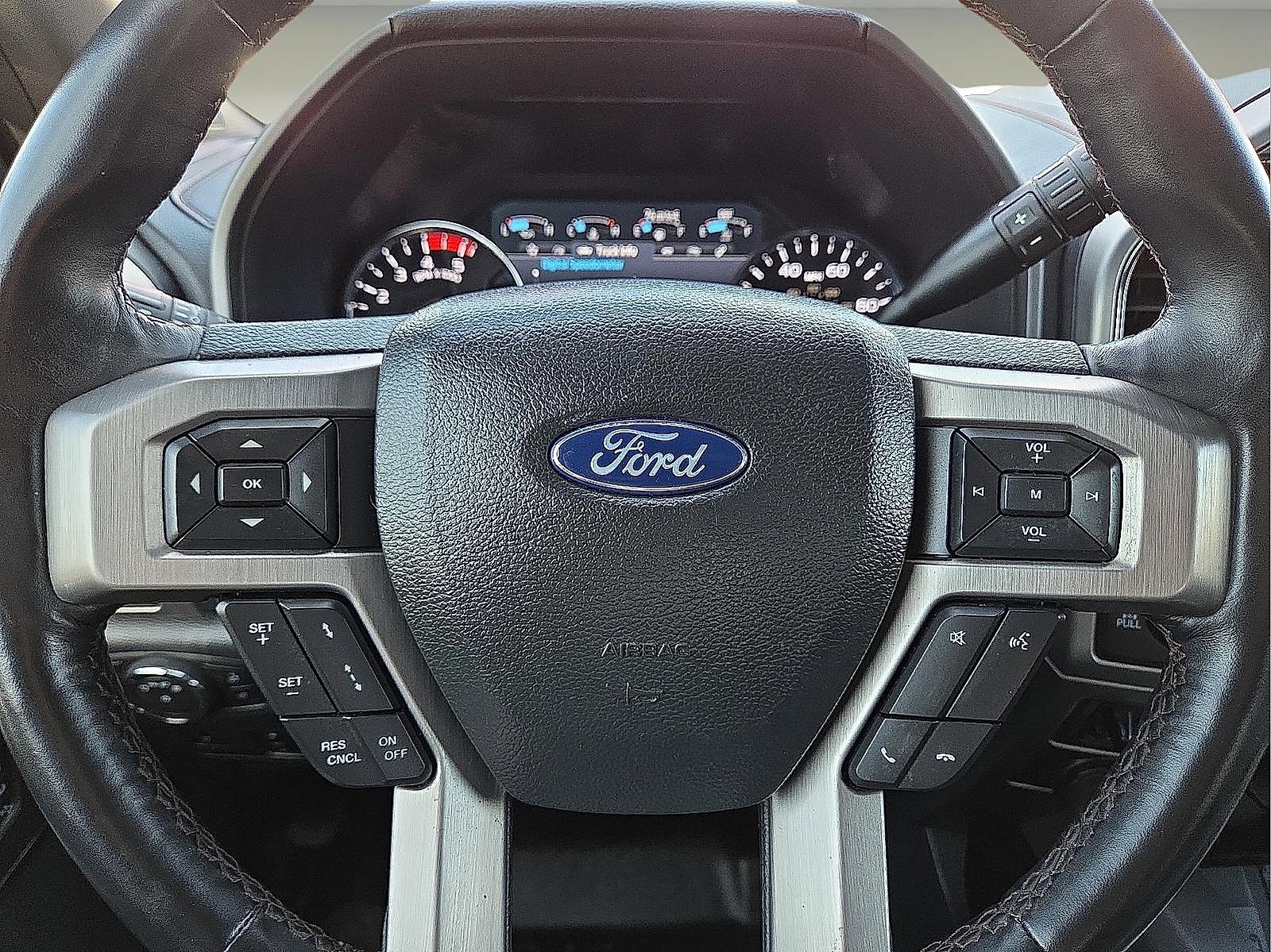 Used 2022 Ford F250 Platinum w/ FX4 Off-Road Package image 24