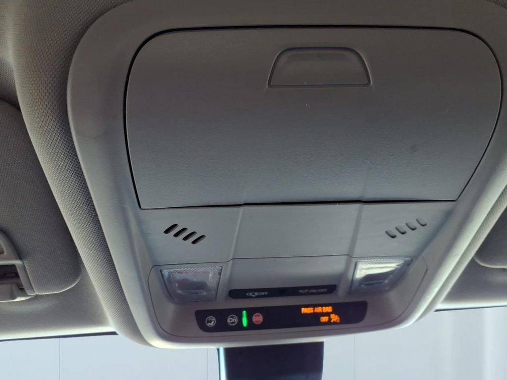 Used 2024 Chevrolet Equinox LT image 23