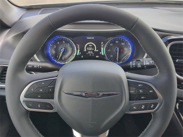 New 2026 Chrysler Voyager LX image 32