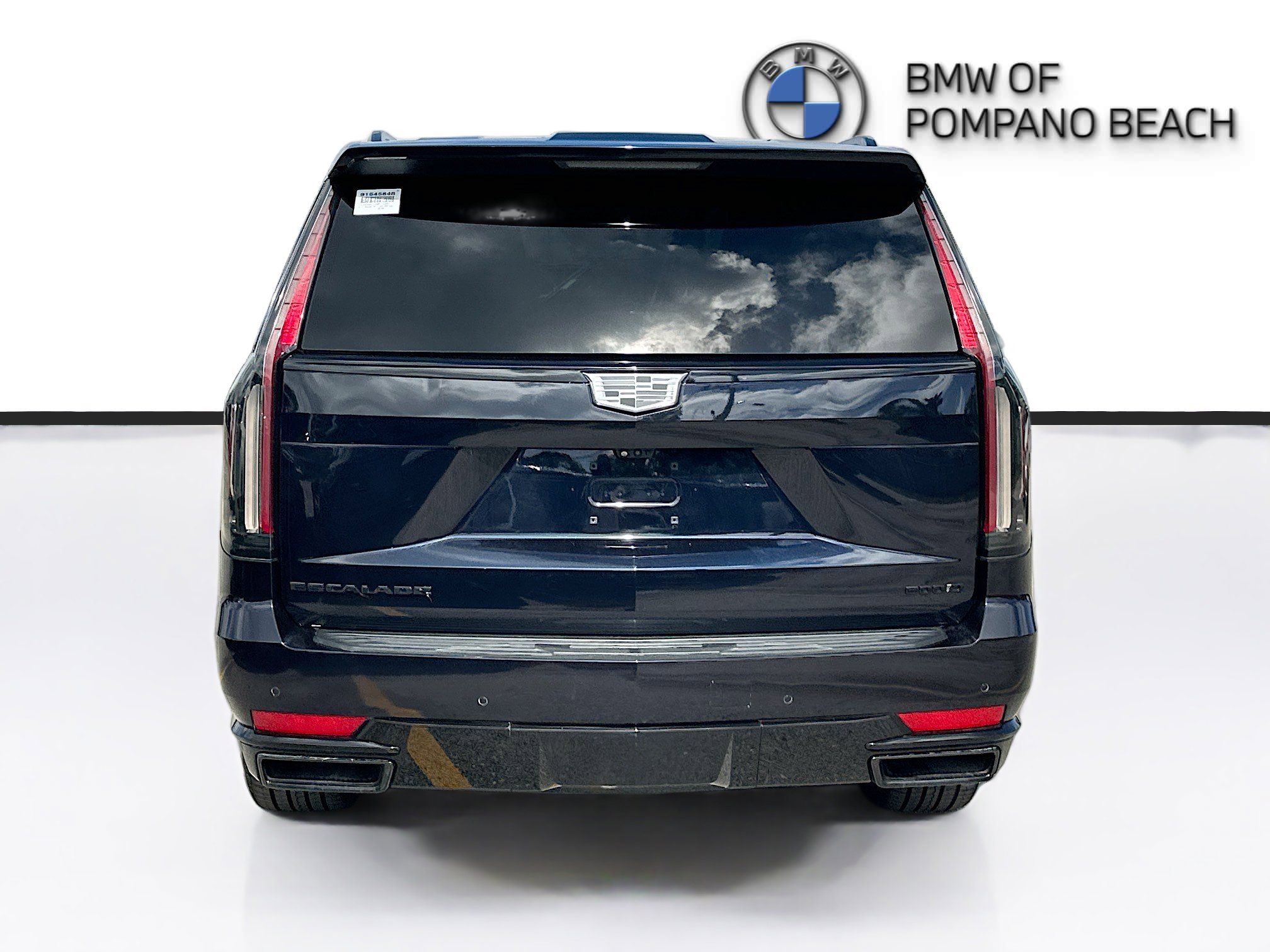 Used 2022 Cadillac Escalade ESV Sport Platinum w/ LPO, ONYX Package image 6