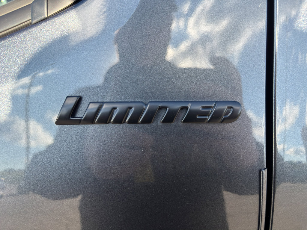 Used 2022 Toyota Tacoma Limited image 23